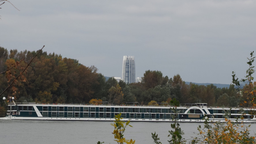 Loď v Ba