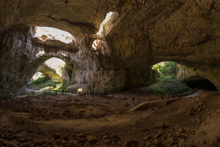 Jaskyňa Devetashka - Bulharsko