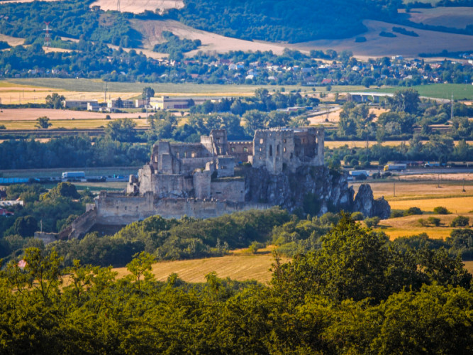 Hrad Beckov