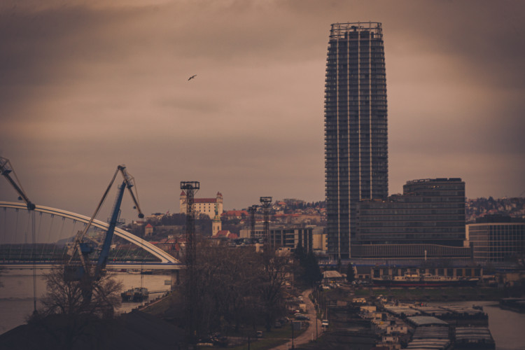 Bratislava z auta