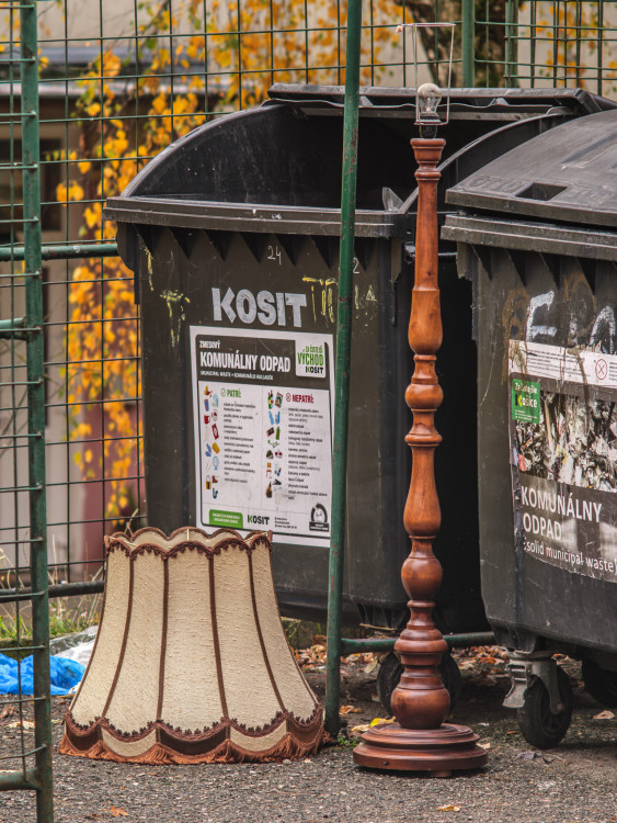 Komunálny odpad = Patrí: ... či Nepatrí...