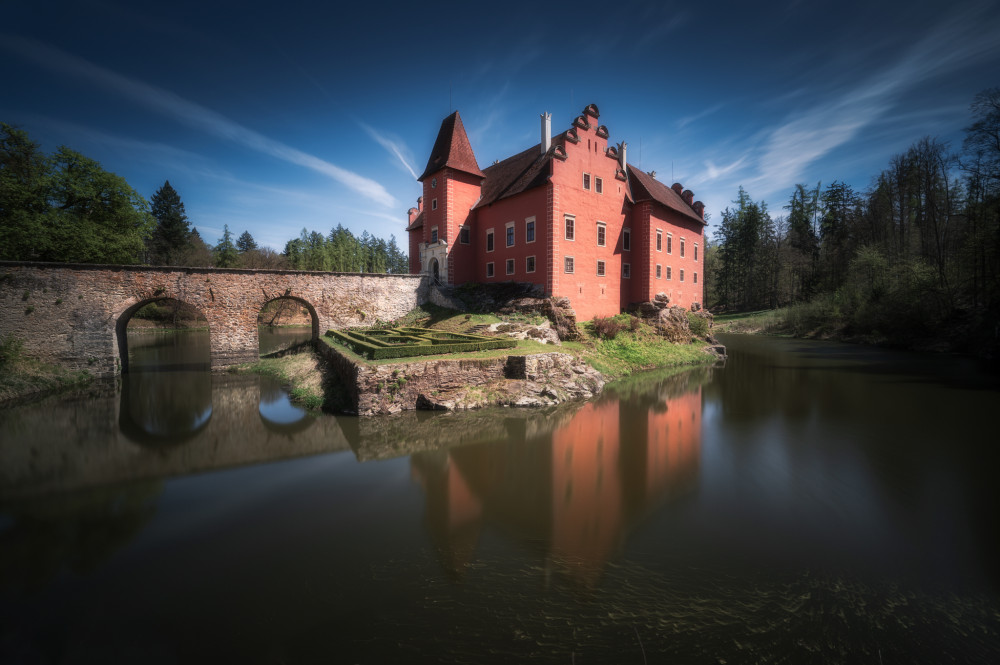 Zámok Červená Lhota