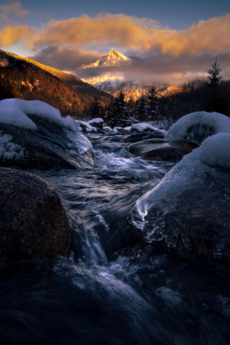 Mrazivý západ pod Kriváňom