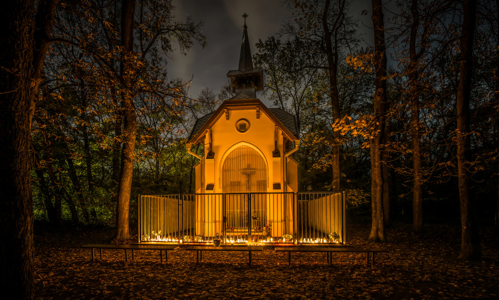 Kaplnka Sv. Kríža v Starom háji