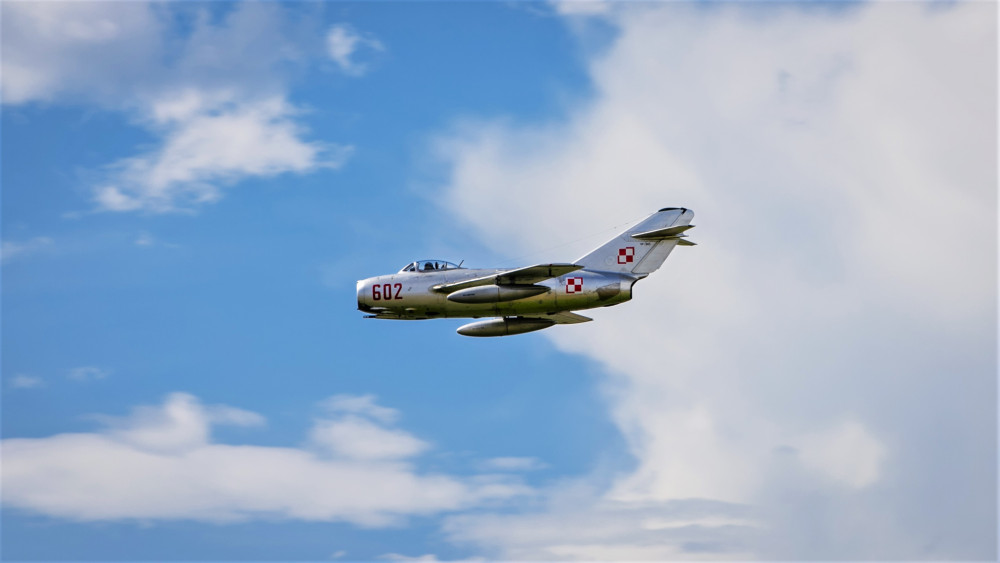 Airshow-MIG 15