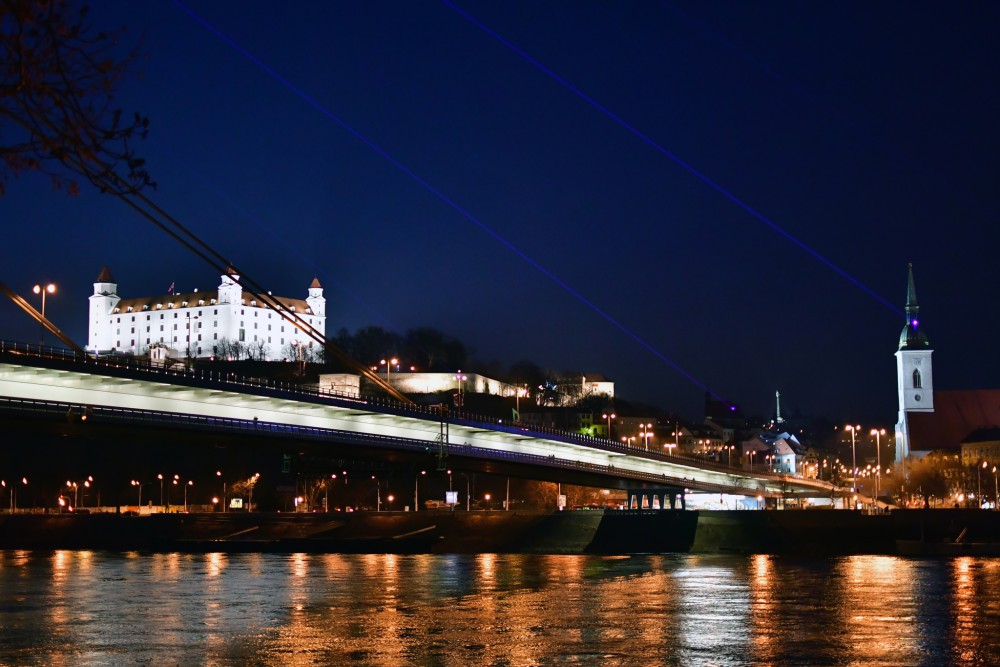 Bratislava večer