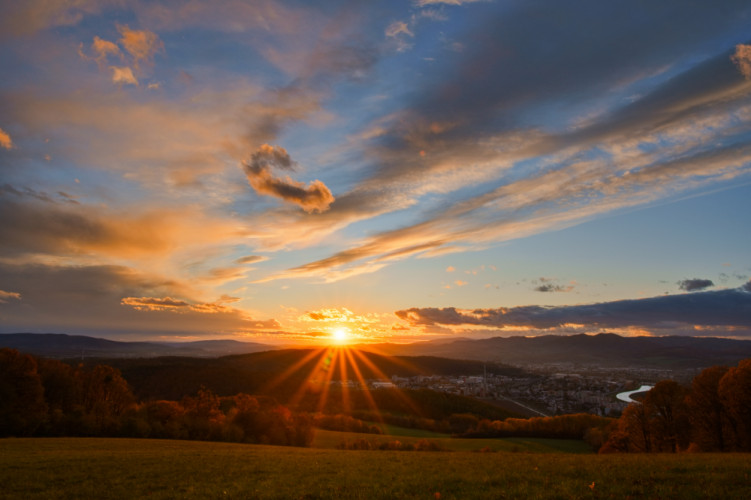 Západ slnka nad Trenčínom