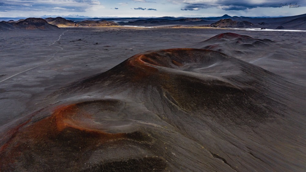 Vulkanicke kratery na Islandu