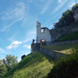 Kláštor a hradná pani