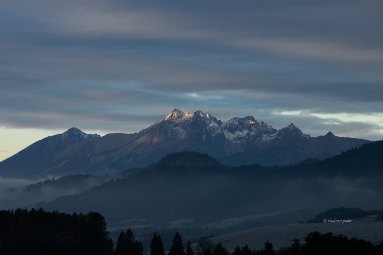 prvy luc zobudil Tatry