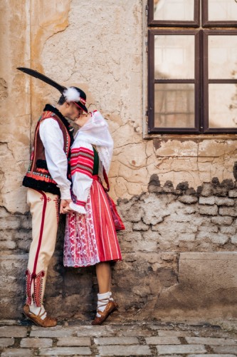 Folklórna romantika II