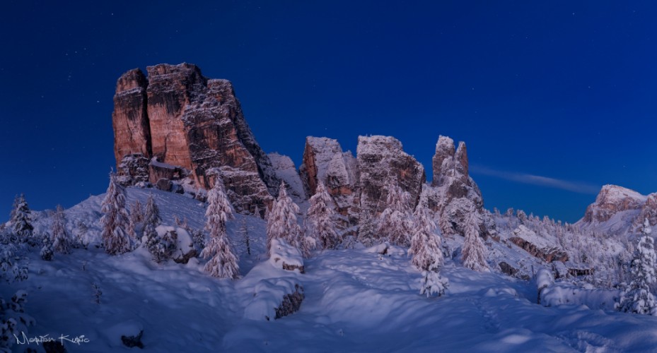 Chladna noc pod Cinque Torri