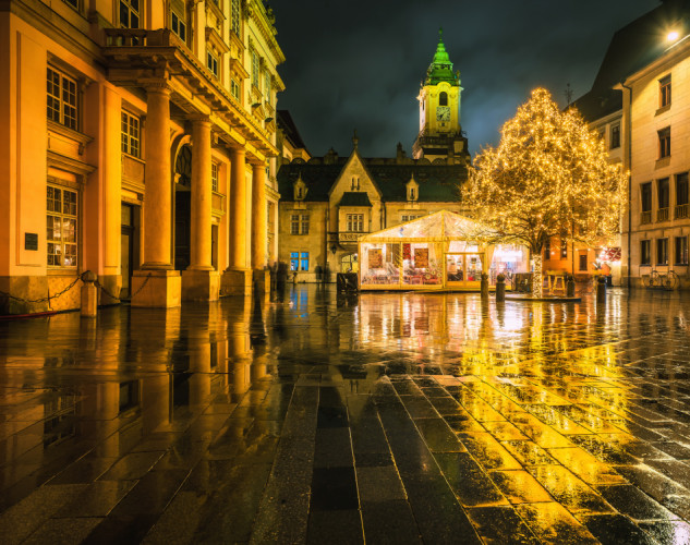 primacialne namestie