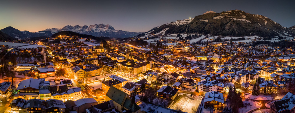 Večerný Kitzbuhel