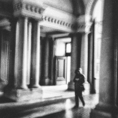 Prítomnosť neprítomných