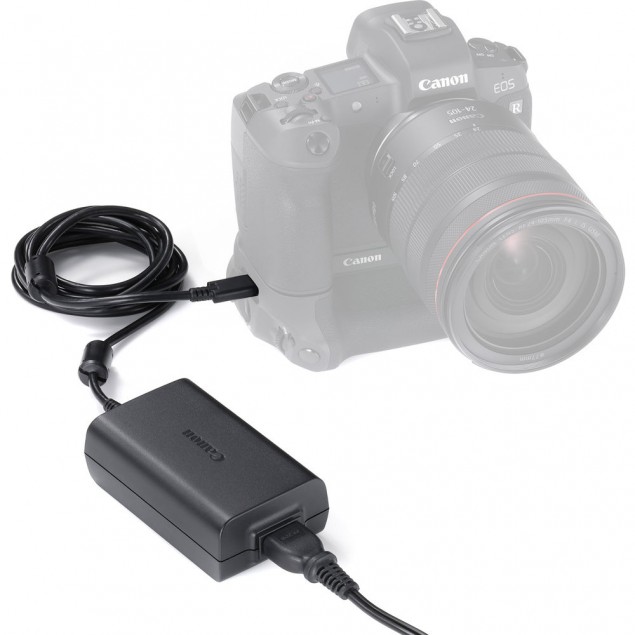 Canon PD-E1 USB charger - veľká a drahá možnosť ako nabíjať