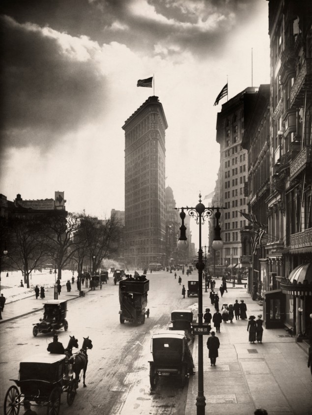 Locals walk the streets of Madison Square near the Flatiron Building in New York City, 1918. This photo and others from the National Geographic archives are being auctioned by Christie’s in an exclusive, online-only sale from July 19-29, see here for details PHOTOGRAPH BY W.W. ROCK, NATIONAL GEOGRAPHIC