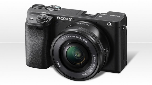 Sony α6400 má čip s rozlíšením 24,2 MP, Zvládne až 11 snímok za sekundu s plným sledovaním AF/AE a s využitím 425 bodov. Má štandardný rozsah ISO až do 32000 pre fotografie aj video. Pri otografovaní sa jeho hodnota dá navoliť až do výšky ISO 102400. Video má interné 4K nahrávanie s plným zobrazením pixlov a bez pixelového binningu.