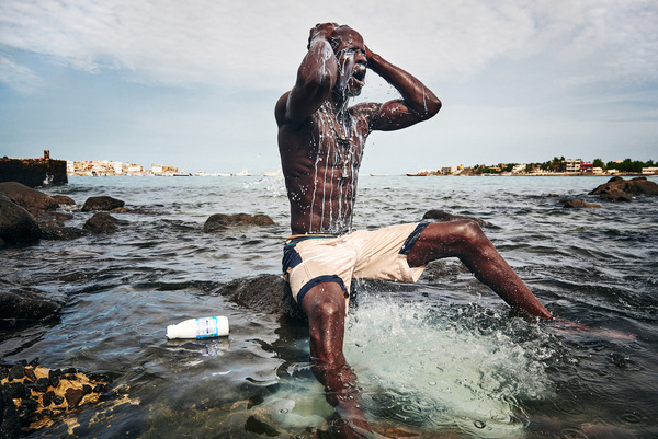 The Gris-gris Wrestlers of Senegal - Christian Bobst, Švajčiarsko - 2. miesto (stories)