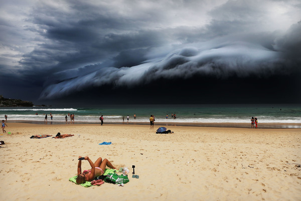 Storm Front on Bondi Beach - Rohan Kelly, Austrália - 1. miesto (singles)