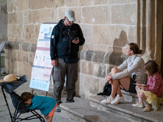 Fotografovať ľudí na ulici len tak kontaktne je v súčasnom svete zložitejšie, ako kedysi.