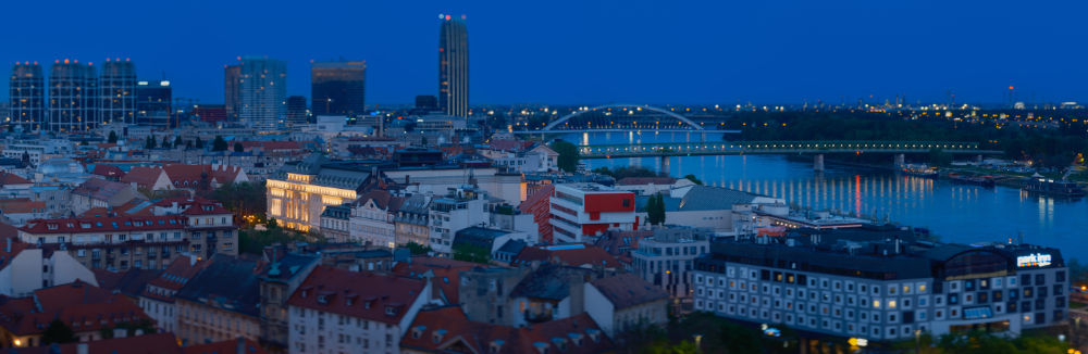 Príbeh fotografie: 233 Mpx Tilt panoráma Bratislavy