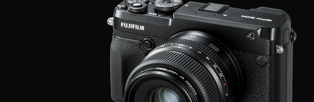 Nový stredoformátový fotoaparát a objektívy FUJIFILM