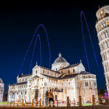 Svetielka nad námestím zázrakov