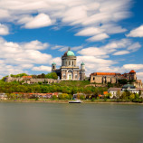 Ostrihom zo Štúrova