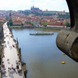 Praha z veže na Karlovom moste