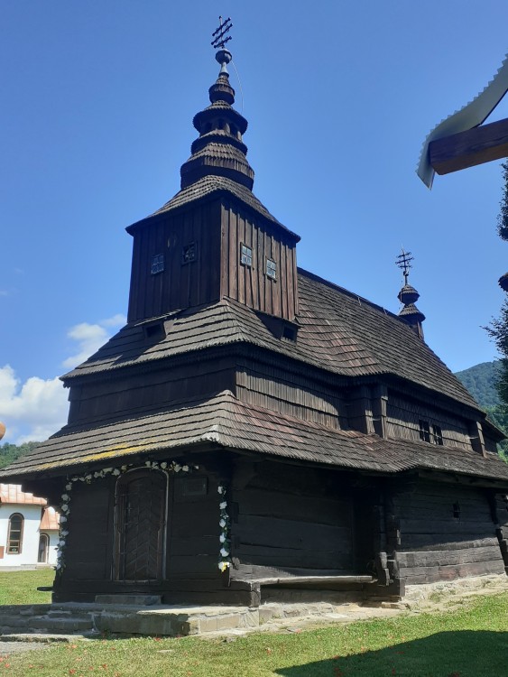 Drevený kostolík v obci Ruský potok