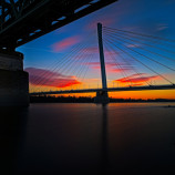 3 stlpy - siroky, dlhy a kratky na rieke Dunaj