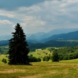 Lúky nad Povrazníkom a panoráma Nízkych Tatier