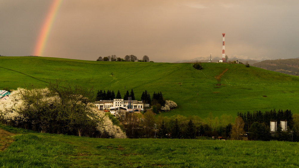 Keď dážď kropí mesto