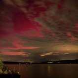 Polárna žiara nad šíravou