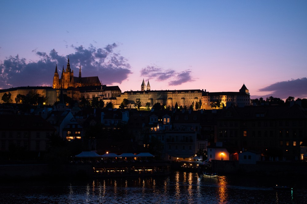 Západ slnka nad Pražským hradom