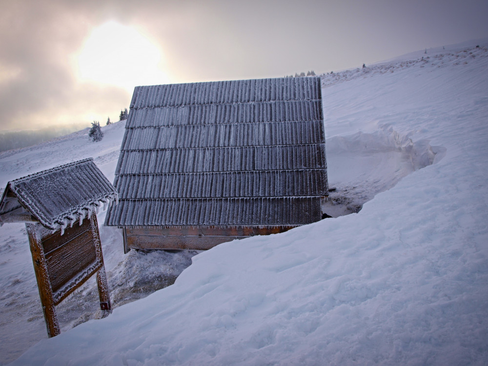 v zajatí snehu a ľadu