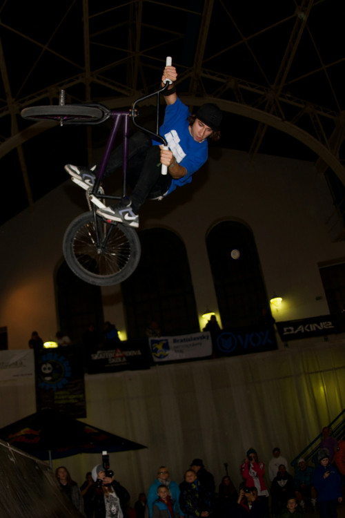 riders