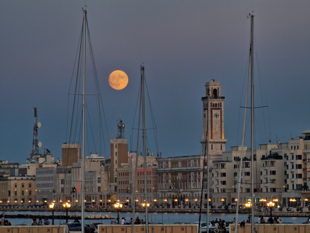 Prístav v Bari