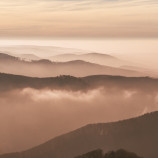 Malé Karpaty v hmle