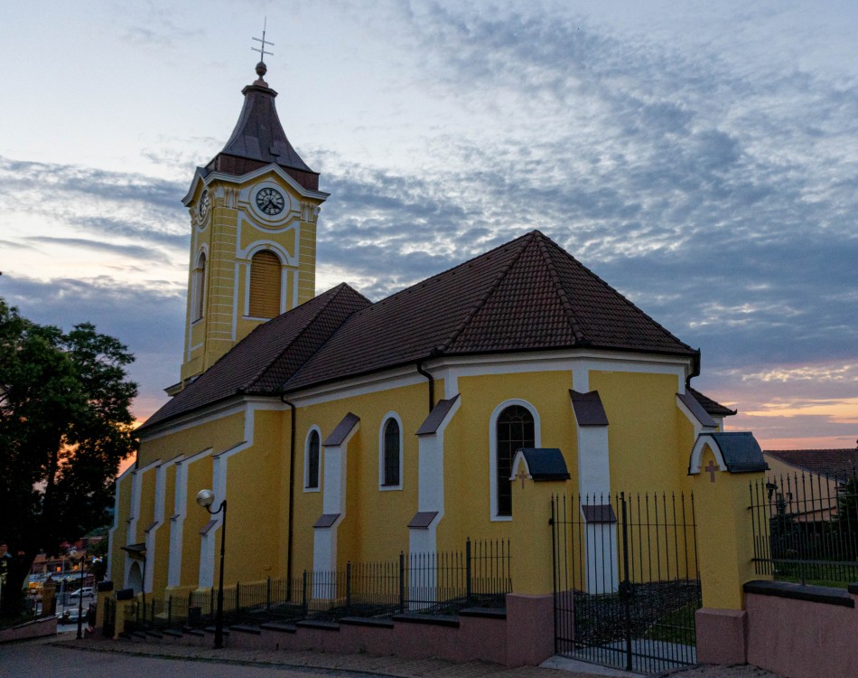 KOSTOL BOŽSKÉHO SRDCA JEŽIŠOVHO