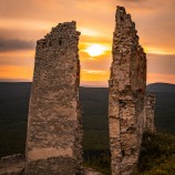 Západ slnka na zrúcanine hradu Gýmeš
