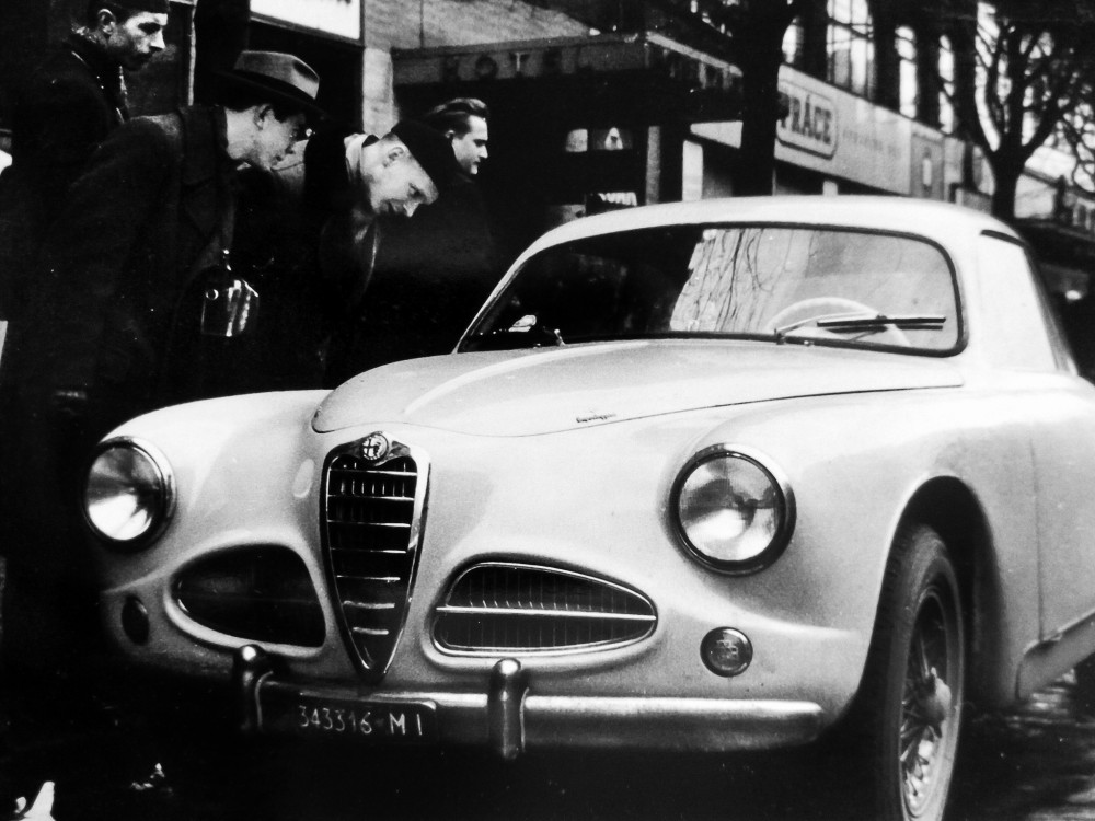 ALFA ROMEO V PRAHE