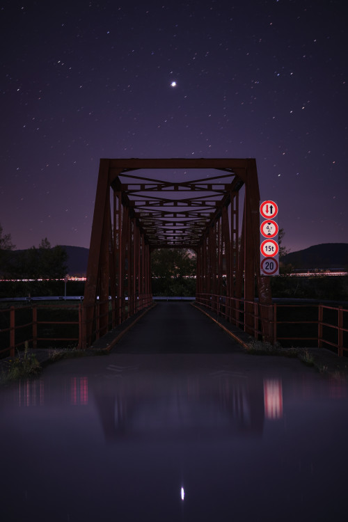 Venuša nad Biskupickým kanálom