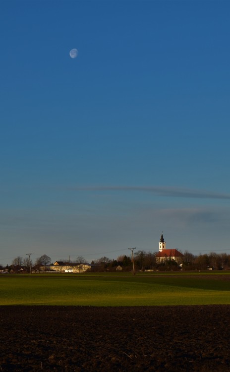 Kostolné Kračany