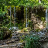 Travertínový vodopád v Moštenici