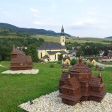 Ľutina - miniatúry drevených kostolíkov