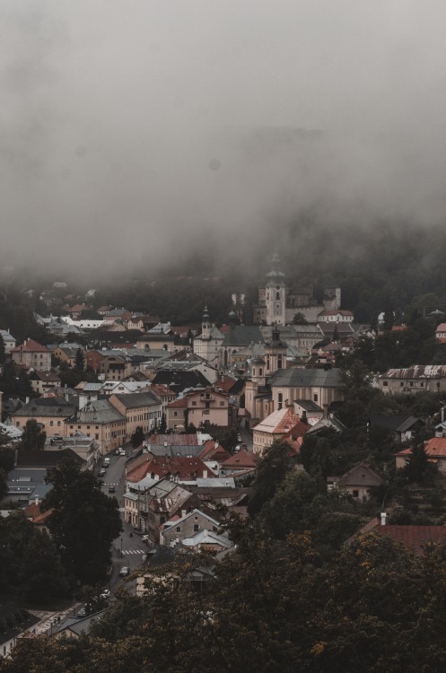 Banská Štiavnica v hmle