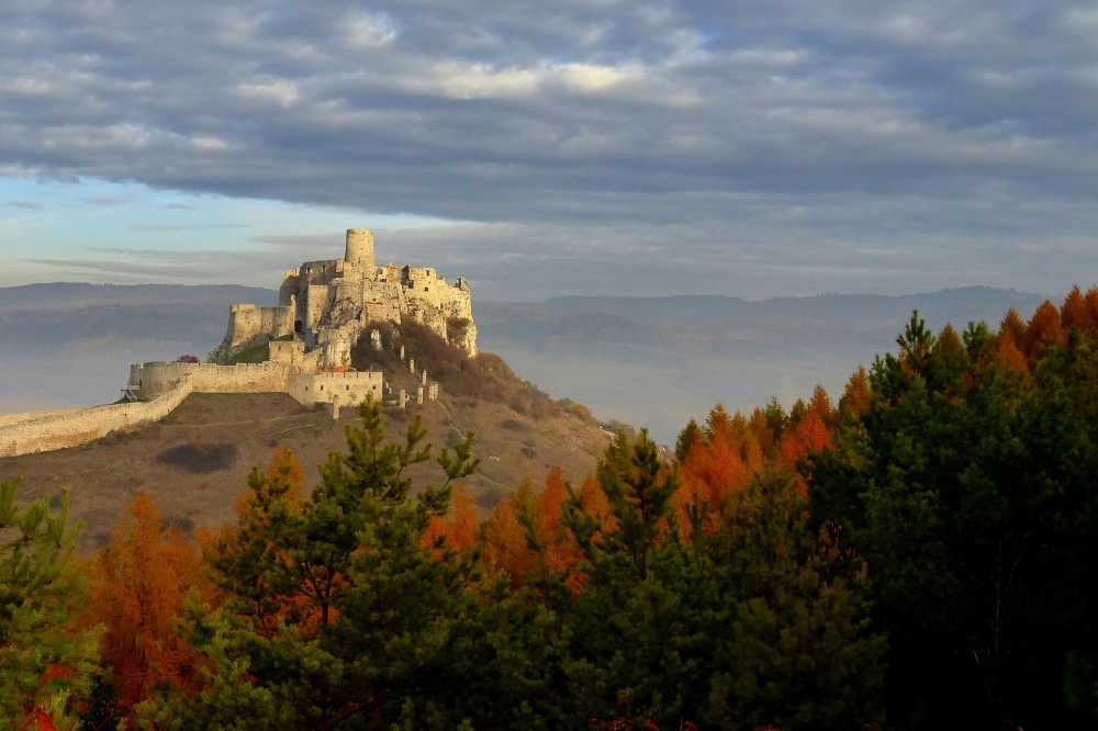 Jesenný Spišský hrad