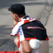 zadumaný cyklista